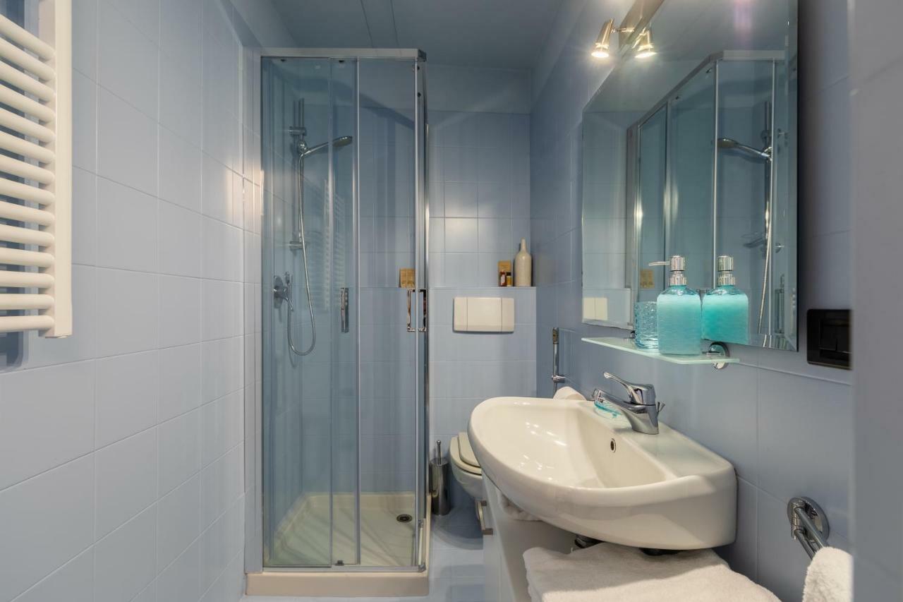 A Casa Nuccia Studio By Holiday Solutions Комо Экстерьер фото
